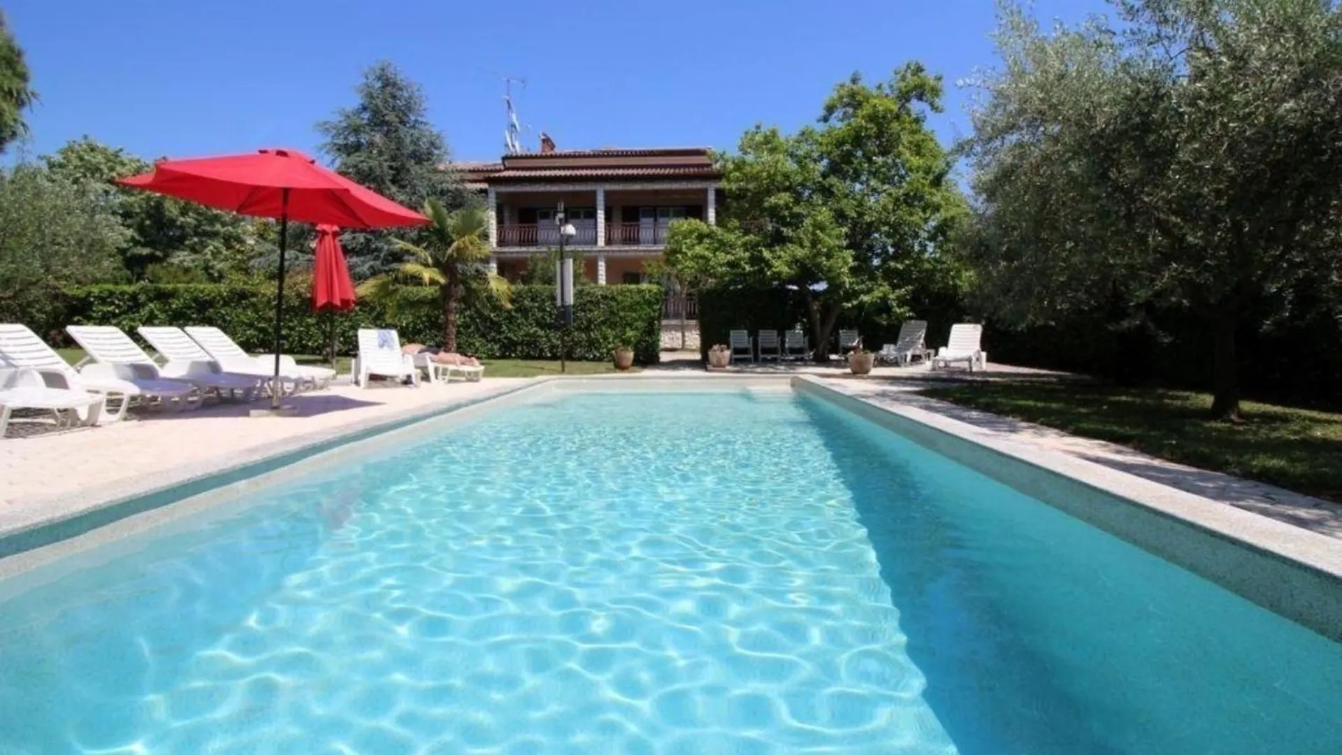 Holiday home Residence Lorena Ferienhaus Mit Salzwasser-Pool Und Garten In Porec Croatia