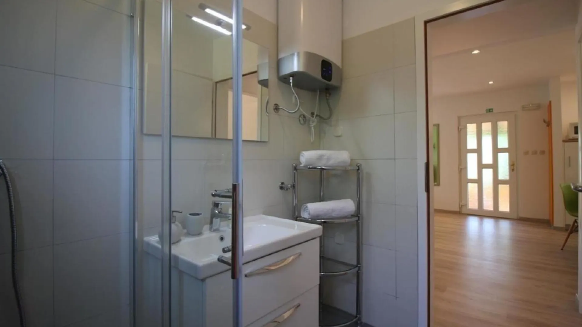Holiday home Residence Lorena Ferienhaus Mit Salzwasser-Pool Und Garten In Porec